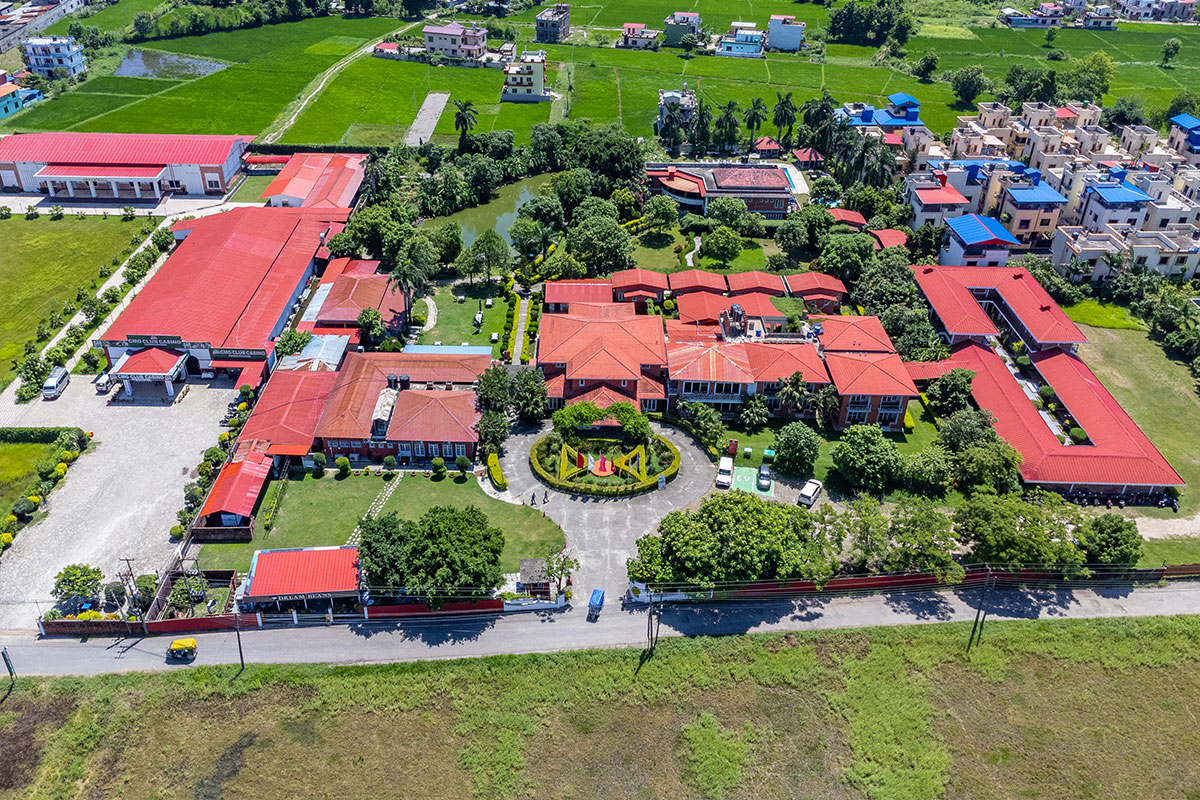 Dreamland Gold Resort
